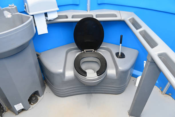 Portable Toilet Options We Offer in Hampton Bays, NY